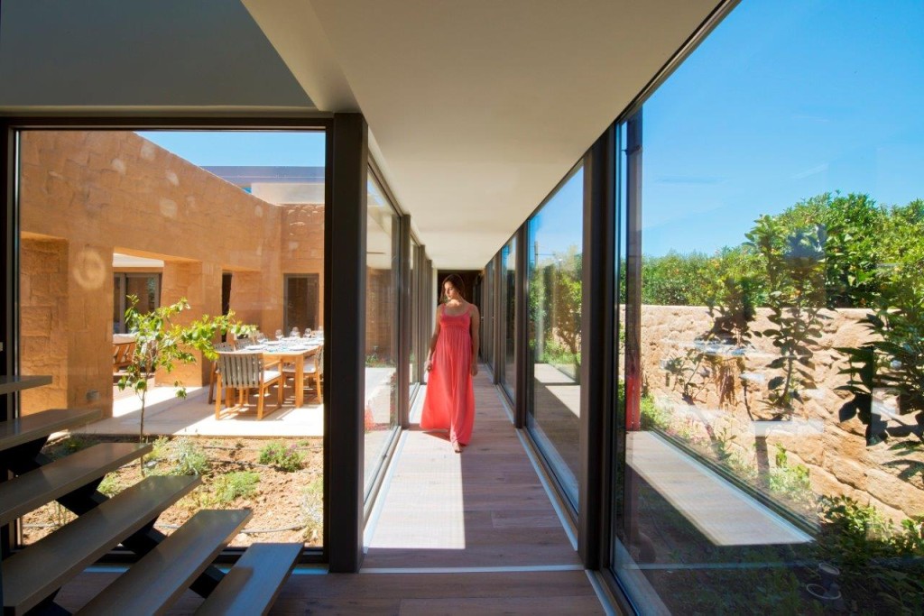 ΔΙΑΚΡΙΣΕΙΣ ΞΕΝΟΔΟΧΕΙΩΝ