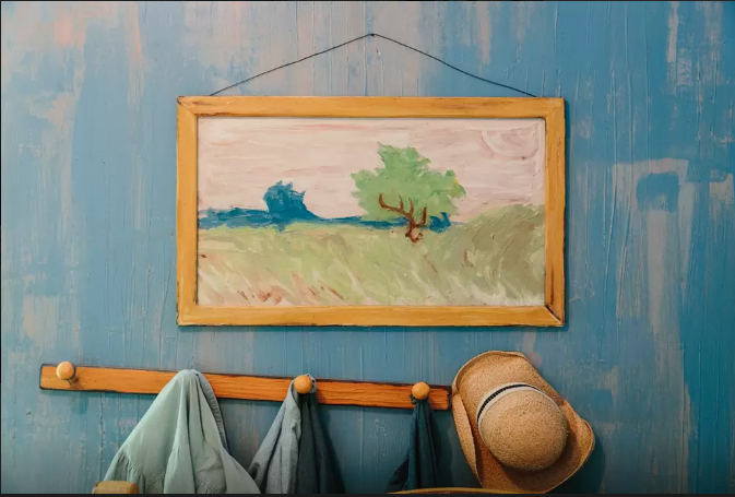Van Gogh's Bedroom-1