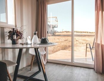 Κορυφαίες τάσεις ξενοδοχείων: Ποιες θα επιβιώσουν τη νέα χρονιά;