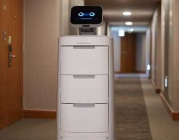 Υψηλής τεχνολογίας ρομπότ που δημιουργήθηκαν με στόχο να βοηθήσουν τους επαγγελματίες της φιλοξενίας