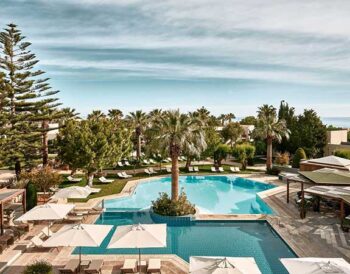 Hip_Cretan_Malia_Park_jpg