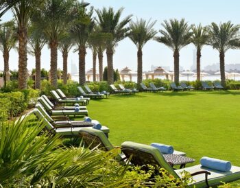 magicdesk-hotel-7885138_640