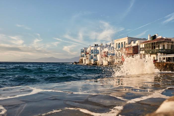 ΔΙΑΚΡΙΣΕΙΣ ΞΕΝΟΔΟΧΕΙΩΝ
